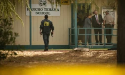 Des agents du FBI inspectent l'école primaire de Rancho Tehama, en Californie, après la fusillade le 14 novembre 2017