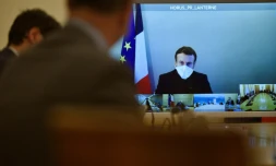 Emmanuel Macron lors d'un Conseil des ministres en visioconférence le 21 décembre 2020 à Paris