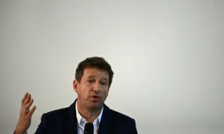 Yannick Jadot, le candidat écologiste (EELV) à la présidentielle française, en campagne le 8 février 2022 à l'Institut océanographique à Paris 
