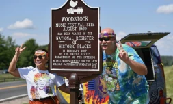 Le lieu du festival de Woodstock est devenu site historique et de nombreux pélerins s'y rendent pour revivre ou s'imaginer vivre l'évÚnement