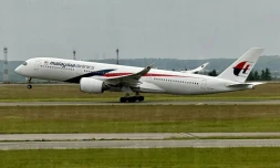 Un pilote de ligne malaisien a été arrêté cette semaine à l'aéroport de Jakarta avec plus de 70.000 comprimés d'ecstasy dans sa valise et sous l'emprise de plusieurs drogues