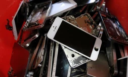 Des smartphones dans une entreprise de recyclage le 7 novembre 20147 Ă Brive