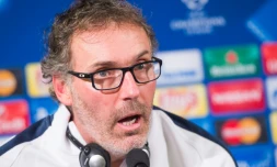 L'entraÎneur du PSG Laurent Blanc en conférence de presse, le 24 novembre 2015 à Malmö