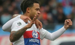 L'attaquant de lyon Memphis Depay auteur d'un triplé face à Troyes au stade de l'Aube, le 22 octobre 2017
