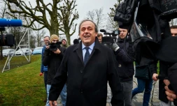 Le président de l'UEFA suspendu Michel Platini arrive le 15 février 2016 au siÚge de la Fifa à Zurich