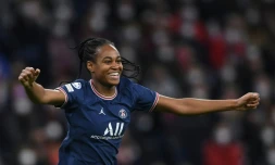La joie de l'attaquante du Paris Saint-Germain Marie-Antoinette Katoto, aprÚs avoir marqué son 2e but face au Bayern Munich, en quart de finale aller de la Ligue des Champions, le 22 mars 2022 à l'Allianz Arena