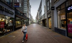 L'Europe durcit ses mesures Ă l'approche des fĂȘtes