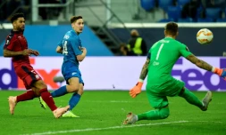 Le milieu du Zenit Saint- Pétersbourg Daler Kuzyaev marque contre Bordeaux en Ligue Europa, le 25 octobre 2018 à Saint-Pétersbourg