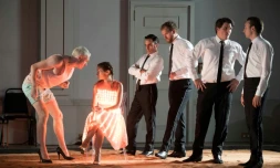 Une scène de la nouvelle production d'"Ariane à Naxos" de Richard Strauss présentée par la metteuse en scène Katie Mitchell au Festival lyrique d'Aix-en-Provence, le 30 juin 2018