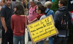Entre 400 et 500 personnes ont participé à un "contre-meeting unitaire" devant la mairie de Colomiers, à l'appel de six syndicats, dont la CGT, rejoints par le NPA, le Parti de gauche et les Jeunes communistes
