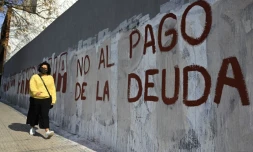 Un mur dans Buenos Aires oĂč il est inscrit "pas pour le paiement de la dette" le 3 aoĂ»t 2020