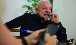 Le prĂ©sident du BrĂ©sil, Luiz Inacio Lula da Silva, s'entretient avec les mĂ©dias Ă©trangers avant la ConfĂ©rence des Nations Unies sur le changement climatique COP30 Ă BelĂ©m, dans l'Ătat de Para, au BrĂ©sil, le 4 novembre 2025