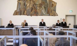 Ouverture du procÚs de deux membres présumés des services de renseignement syriens, le premier au monde des exactions imputées au régime de Bachar al-Assad, devant la justice allemande, à Coblence le 23 avril 2020.