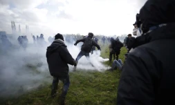 Heurts entre manifestants et forces de l'ordre sur le site de la ZAD de Notre-Dame-des-Landes, le 15 avril 2018
