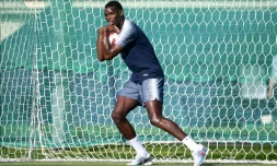 Le milieu de terrain français Paul Pogba lors d'une séance d'entraînement à Istra le 12 juillet 2018 au Mondial
