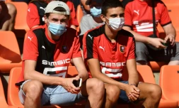 Des supporteurs de Rennes lors d'un match amical contre Lorient, le 4 août 2020 au Moustoir