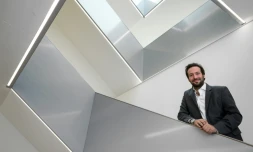 Le directeur de l'Agence de contrôle internationale (ITA) antidopage, Benjamin Cohen, au siège de l'instance, le 15 août 2018 à Lausanne