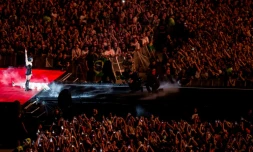 La pop star américaine Lady Gaga lors de son concert sur la plage de Copacabana à Rio de Janeiro, au Brésil, le 3 mai 2025