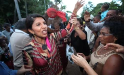 Jeudi 31 Mars 2011

Une fête pour célébrer l'élection de Nassimah Dindar