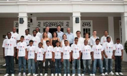 L'association 1 000 sourires enverra 12 marmailles rencontrer les joueurs de l'Olympique de Marseille (photo: D.R)