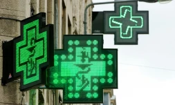 Une centaine de médicaments à éviter, selon la revue Prescrire 