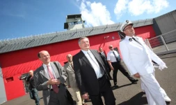 Lundi 11 Avril 2011

Michel Mercier en visite à la prison de Domenjod