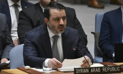 Le chef de la diplomatie syrienne Assaad al-Chaibani lors d'une réunion du Conseil de sécurité des Nations unies sur le Moyen-Orient à New York, le 25 avril 2025