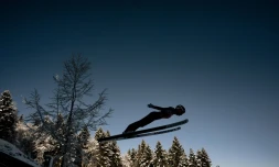 Une athlète lors du combiné nordique des Jeux olympiques d'hiver de la Jeunesse, le 18 janvier 2020 à Premanon près de Lausanne 