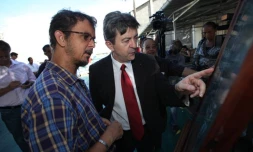 Lundi 18 Avril 2011

Jean Luc Mélenchon au Port