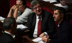 Le leader de La France Insoumise (LFI)Jean-Luc Mélenchon (G)participe à la manifestation mais pas le député LFI Francois Ruffin (D), à Paris, le 15 octobre 2019