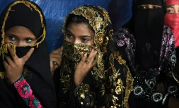 Des réfugiées rohingyas dans un camp de fortune d'Ukhia, au Bangladesh, le 28 octobre 2017