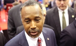 Le républicain Ben Carson se met en retrait de la course à la Maison Blanche