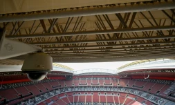 Vue intérieure du stade Al Bayt, prise le 28 mars 2022, qui accueillera le match inaugural de la Coupe du monde de football 2022 au Qatar le 20 novembre 2022 