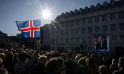 Quelque 273.000 électeurs sont invités à répondre à la question suivante: "L'Islande doit-elle rouvrir les négociations d'adhésion avec l'Union européenne?"
