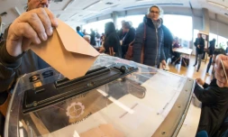 Dans un bureau de vote de Mulhouse, le 20 novembre 2016