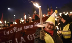 Marche aux flambeaux contre la réforme des retraites, le 15 janvier 2020 à Nantes (France) 