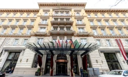 L'hĂŽtel oĂč ont lieu les discussions Ă Vienne, en Autriche, le 6 avril 2021