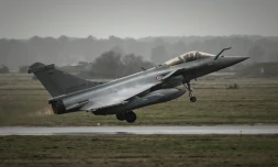 Un Rafale au décollage de la base aérienne 120 de Cazaux, en Gironde, le 29 janvier 2026