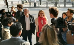 Les indépendantistes catalans Lluis Puig et Meritxell Serret, à Bruxelles le 16 mai 2018