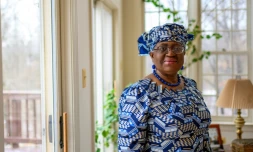 La nouvelle directrice de l'Organisation mondiale du commerce (OMC) Ngozi Okonjo Iweala chez elle à Potomac prÚs de Washington, le 15 février 2021