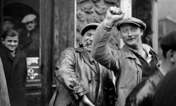 Ouvriers grévistes le 30 mai 1936 à Paris