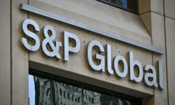 L'agence de notation américaine S&P va réévaluer la note souveraine de la France, la situation des finances publiques n'ayant guère changé depuis sa dernière revue en février, quand elle avait décidé d'abaisser sa perspective