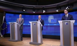 De g à d: les Premiers ministres albanais Edi Rama, macédonien Dimitar Kovacevski et le président serbe Aleksandar Vucic en conférence de presse à Bruxelles, le 23 juin 2022