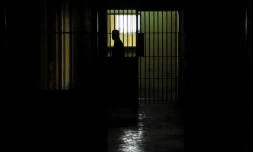 Un preso en la cĂĄrcel de El Rodeo en Guatire, a 20 kilĂłmetros de Caracas, el 1 de julio de 2016