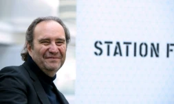 Le fondateur du groupe de télécoms Iliad-Free, lors d'une conférence de presse sur le Campus de Station F à Paris, le 22 mars 2017