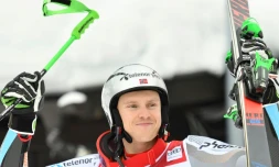La joie dans l'aire d'arrivée du Norvégien Henrik Kristoffersen après sa victoire en géant à Alta Badia, le 22 décembre 2019
