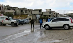 Des équipes de maintenance arrivent à Aïn al-Fijé, dans la campagne de Damas, pour intervenir sur la station de pompage vitale pour l'alimentation en eau de la capitale, le 28 janvier 2017