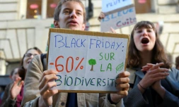 Black Friday: actions contre Amazon et la surconsommation