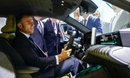 Le président Emmanuel Macron participe au Mondial de l'Auto, le 14 octobre 2024 à Paris