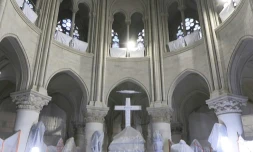 Image tirée d'une vidéo de l'AFP, le 11 avril 2024, montrant les éléments du choeur protégés pendant les travaux de restauration de la cathédrale Notre-Dame de Paris, cinq ans aprÚs l'incendie qui l'a dévastée